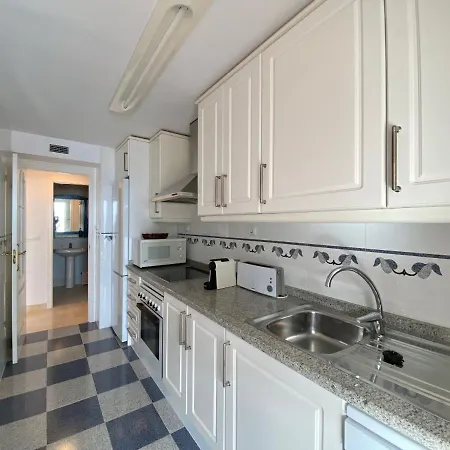 Playa De Oro 6 Appartement *